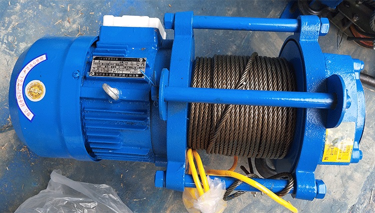獵雕車載小吊機